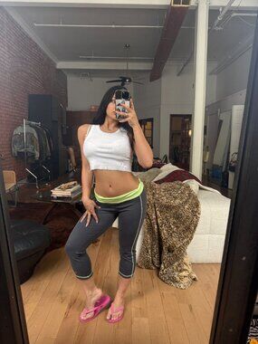 Grey Capri Leggings M Lime Stitch Y2K Athletic